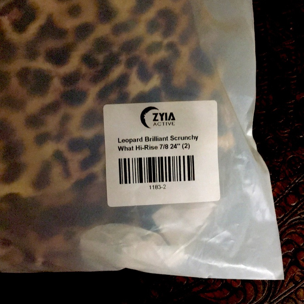 Scrunchy size 2 Tights- never worn brand new.